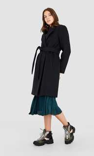 Пальто из сукна с поясом Stradivarius