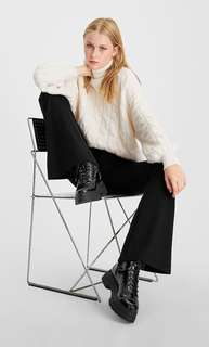 Трикотажные брюки клеш Stradivarius