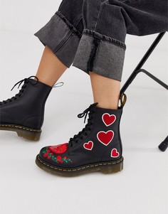 Черные высокие ботинки из кожи с вышитыми сердечками Dr Martens 1460 Pascal-Черный