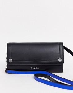 Черный клатч Calvin Klein