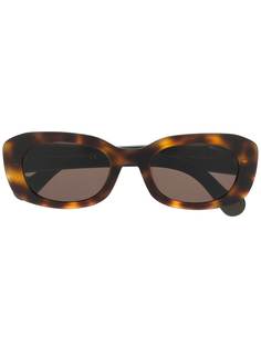 Moncler Eyewear солнцезащитные очки в оправе черепаховой расцветки