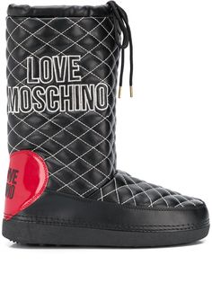 Love Moschino стеганые ботинки