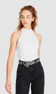 Топ с вырезом халтер Stradivarius