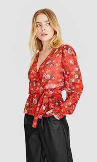 Блуза с цветочным принтом Stradivarius