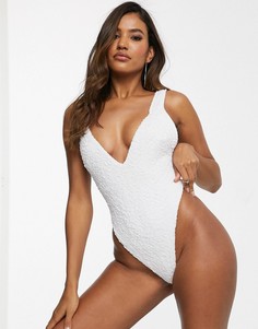 Белый слитный купальник с высоким вырезом бедра ASOS DESIGN