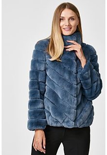 Шуба из меха кролика Virtuale Fur Collection