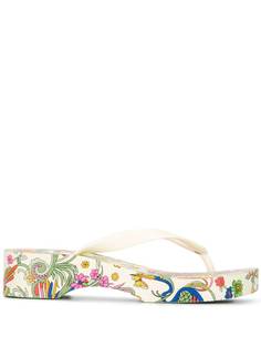 Tory Burch шлепанцы на танкетке с принтом
