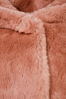 Розовое меховое пальто Yves Salomon Kids