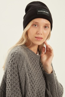 Черная шапка с логотипом Calvin Klein