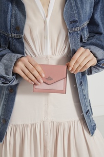 Компактный розовый кошелек Coach