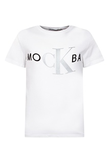 Белая футболка с серебристо-черной надписью Calvin Klein Kids