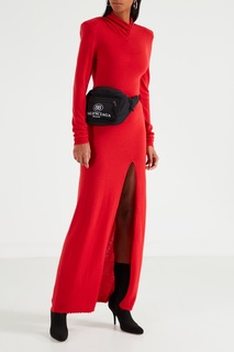 Красное платье из шерсти Unravel Project