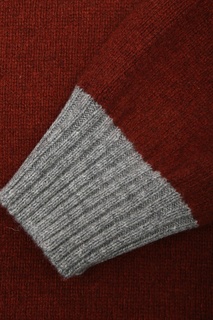 Коричневый свитер на молнии Della Ciana