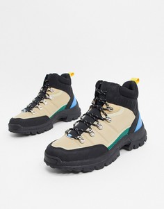 Светло-бежевые походные ботинки на шнуровке с контрастной отделкой ASOS DESIGN-Мульти