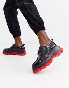 Черные лакированные ботинки на шнуровке с массивной красной подошвой ASOS DESIGN-Черный