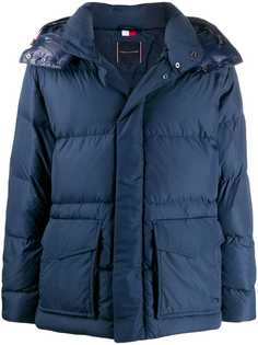 Tommy Hilfiger пуховик с нашивкой-логотипом