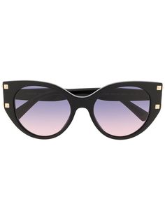 Valentino Eyewear солнцезащитные очки Rockstud в оправе кошачий глаз
