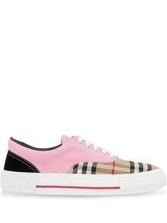 Burberry кроссовки на шнуровке