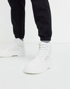 Белые ботинки из искусственной кожи на шнуровке и массивной подошве ASOS DESIGN-Белый