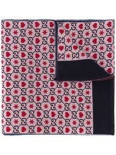 Gucci шарф с узором GG Hearts