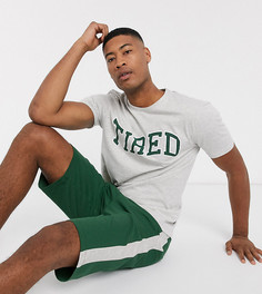 Пижама с шортами и надписью "tired" на футболке ASOS DESIGN Tall-Зеленый