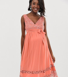Короткое приталенное платье для выпускного с контрастным кружевом Little Mistress Maternity-Розовый