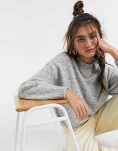 Серый вязаный джемпер Monki