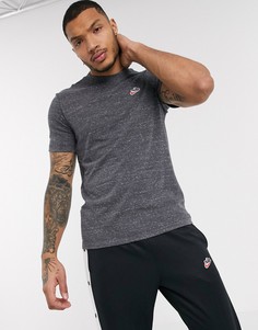 Темно-серая футболка Nike Heritage Essentials-Серый