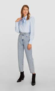 Блуза с бантом на воротнике Stradivarius