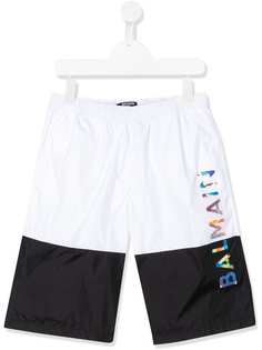 Balmain Kids плавки-шорты в стиле колор-блок с логотипом