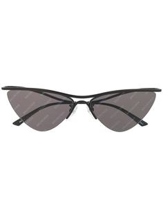 Balenciaga Eyewear солнцезащитные очки Curve в оправе кошачий глаз с логотипом