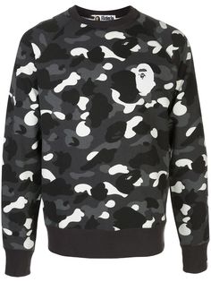 BAPE футболка с камуфляжным принтом и логотипом
