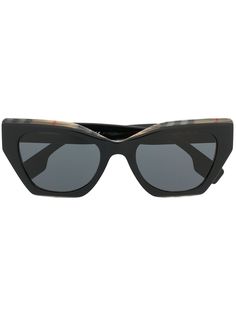 Burberry Eyewear солнцезащитные очки в оправе кошачий глаз