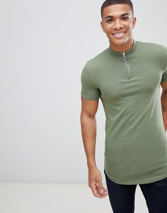 Зеленая обтягивающая удлиненная футболка с высоким воротником на молнии и асимметричным краем ASOS DESIGN-Зеленый