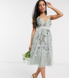 Шалфейно-зеленое платье миди с цветочной отделкой Maya Petite-Зеленый