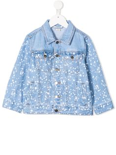 Stella McCartney Kids джинсовая куртка оверсайз с эффектом разбрызганной краски