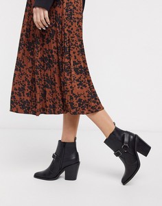 Ботинки в ковбойском стиле ASOS DESIGN-Черный
