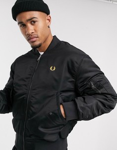 Черный стеганый бомбер Fred Perry