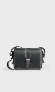 Прямоугольная сумка с плечевым ремнем Stradivarius