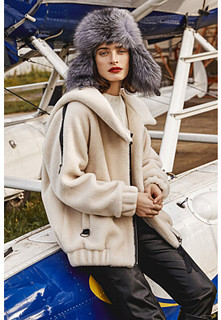 Облегченная шуба из овечьей шерсти Virtuale Fur Collection