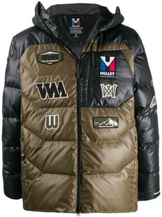 White Mountaineering пуховик с нашивкой-логотипом