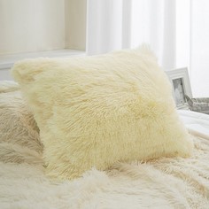 Наволочка декоративная (45x45 см) Taeppe Dome