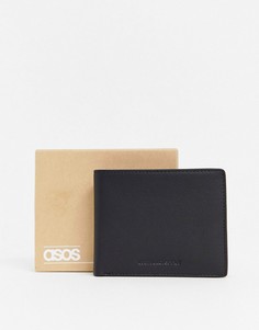 Черный кожаный бумажник с бордовой подкладкой и тисненым названием бренда ASOS Unrvlld Supply