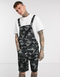 Джинсовый комбинезон-шорты с камуфляжным принтом ASOS DESIGN-Многоцветный