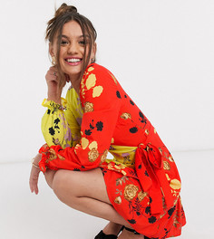 Эксклюзивное чайное платье с запахом, оборками и цветочным принтом John Zack Petite-Многоцветный