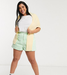 Джинсовые шорты в клетку ASOS DESIGN Curve-Зеленый цвет