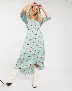 Атласное платье с запахом и цветочным принтом Soaked In Luxury-Многоцветный