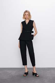 Жилет с запáхом и поясом Zara