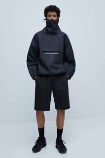 Парка с карманом «кенгуру» из высокотехнологичной ткани Zara