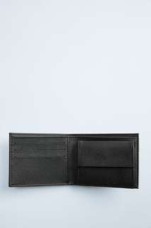 Черный бумажник с тиснением Zara